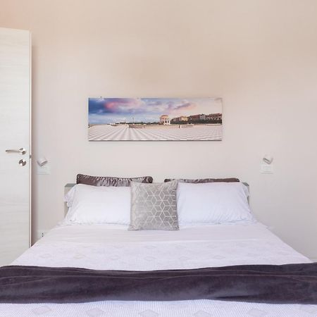リヴォルノAbbraccio Di Mare- Relax Vicino Al Portoアパートメント エクステリア 写真